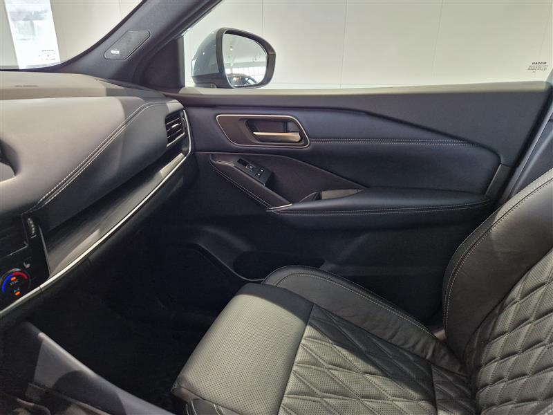 NISSAN Qashqai 2023