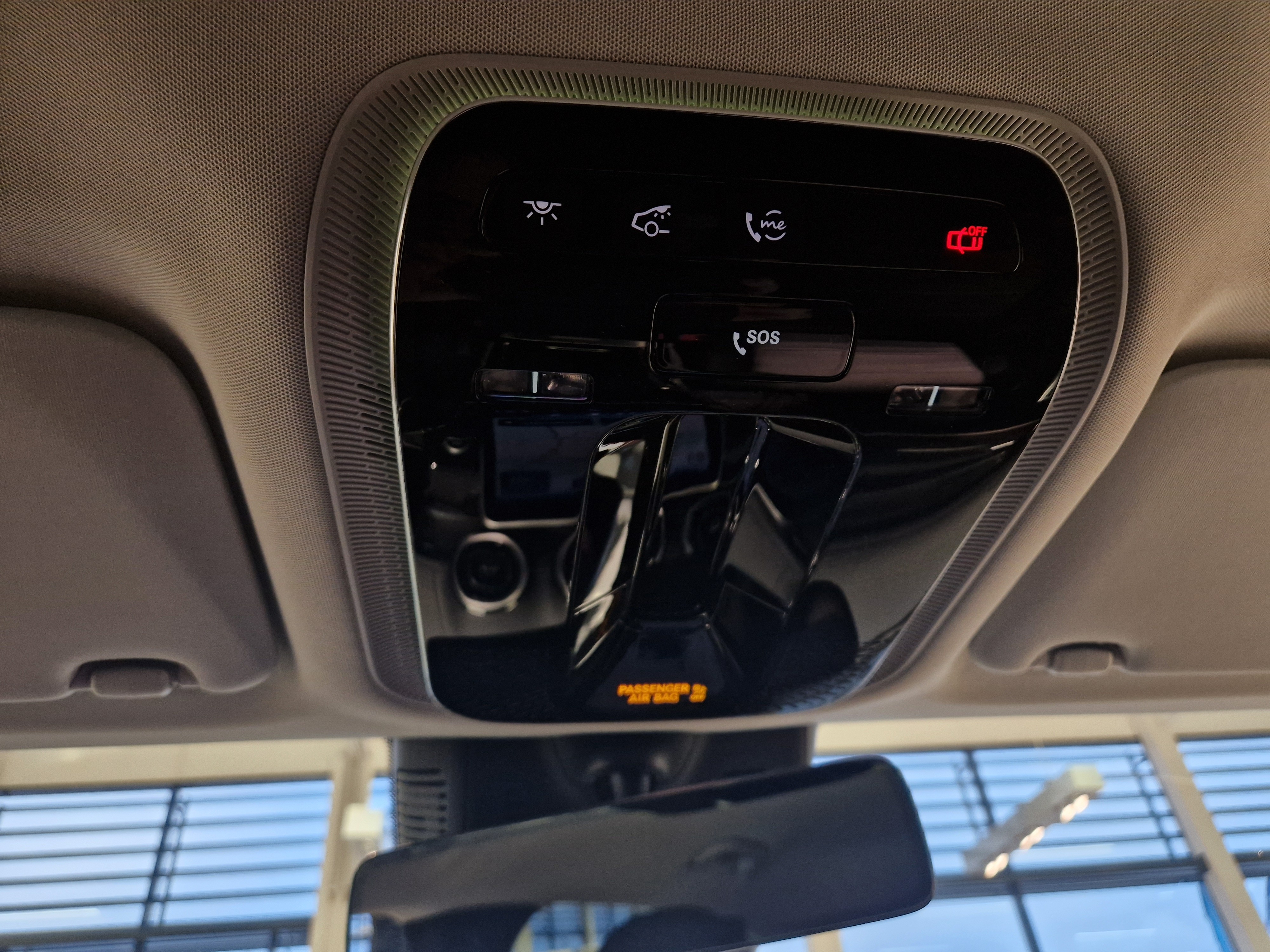 MERCEDES-BENZ GLC 2023