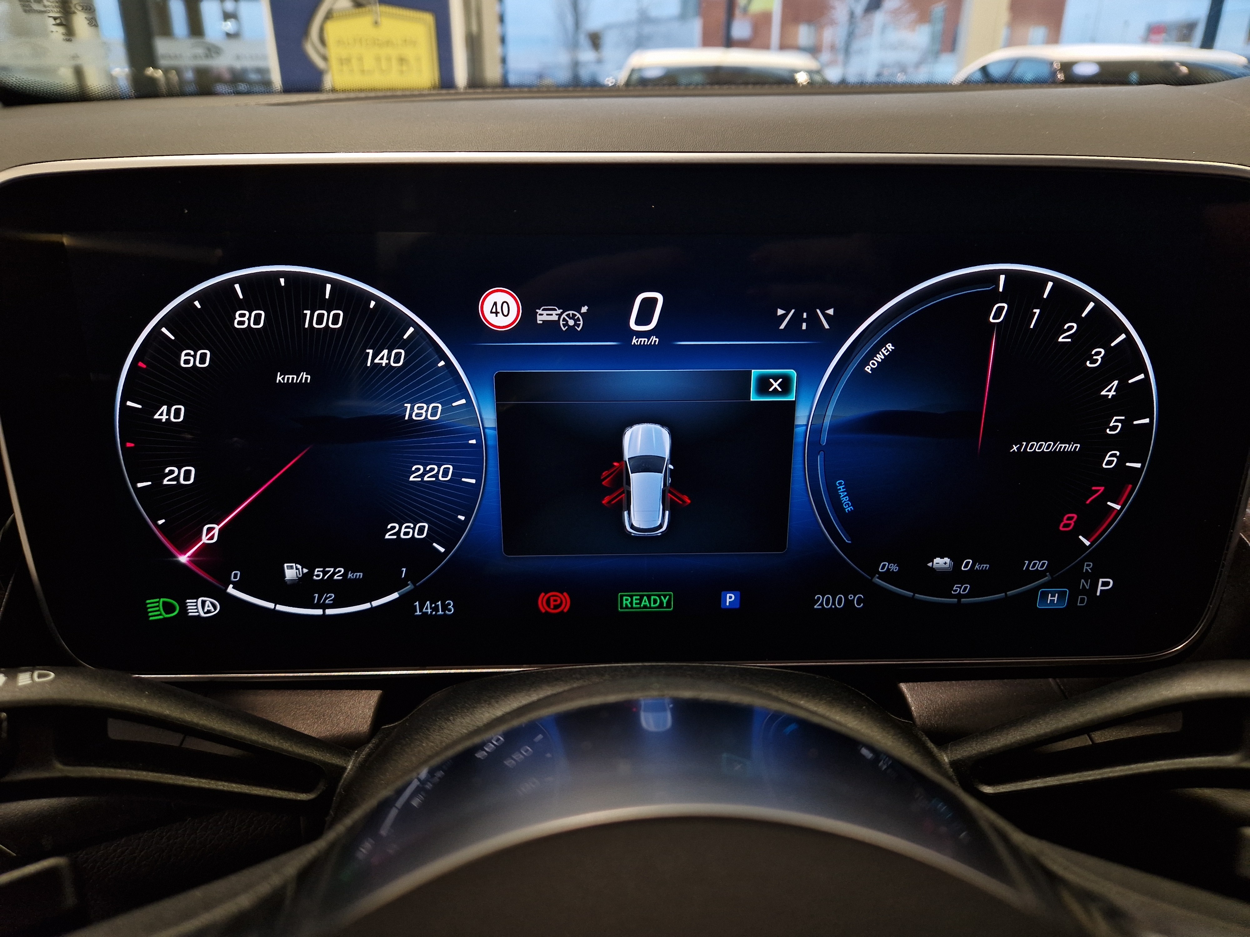 MERCEDES-BENZ GLC 2023