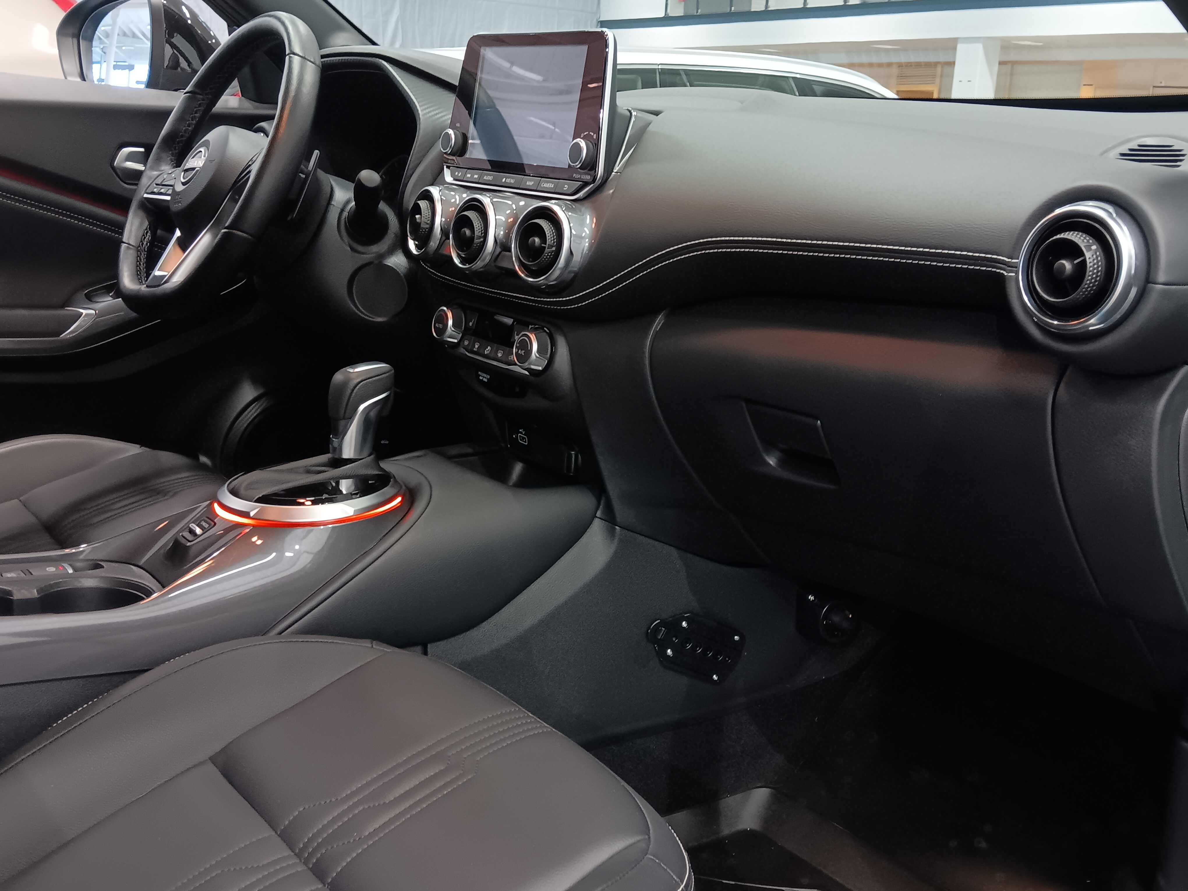 NISSAN Juke 2024