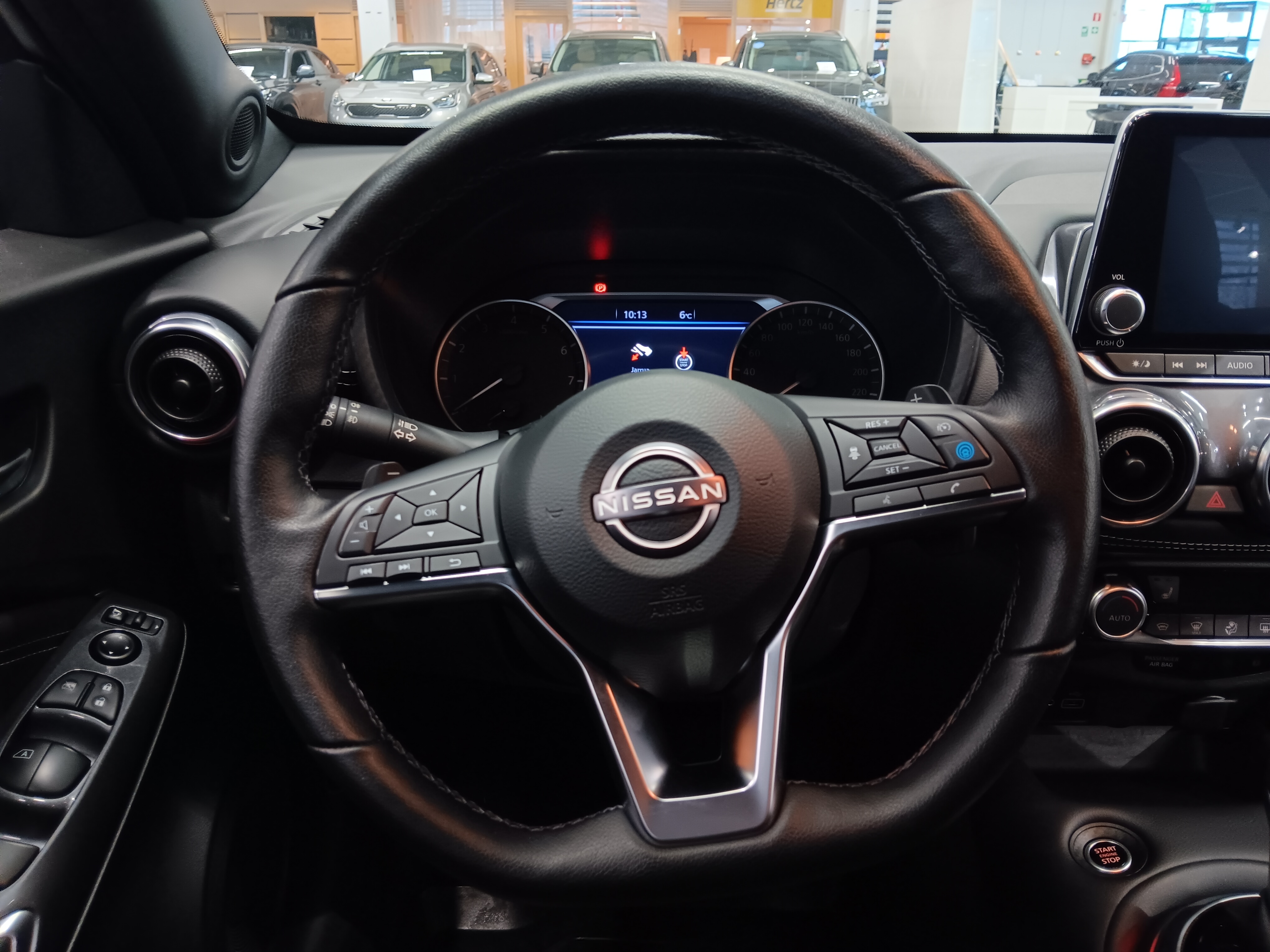 NISSAN Juke 2024