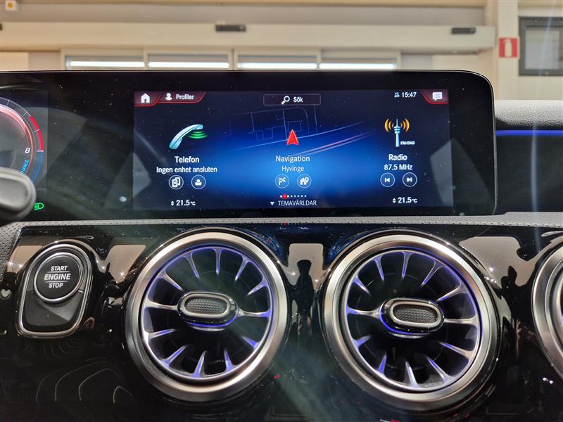 MERCEDES-BENZ A 2022