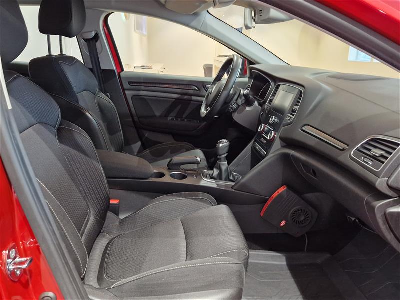 RENAULT Megane 2016