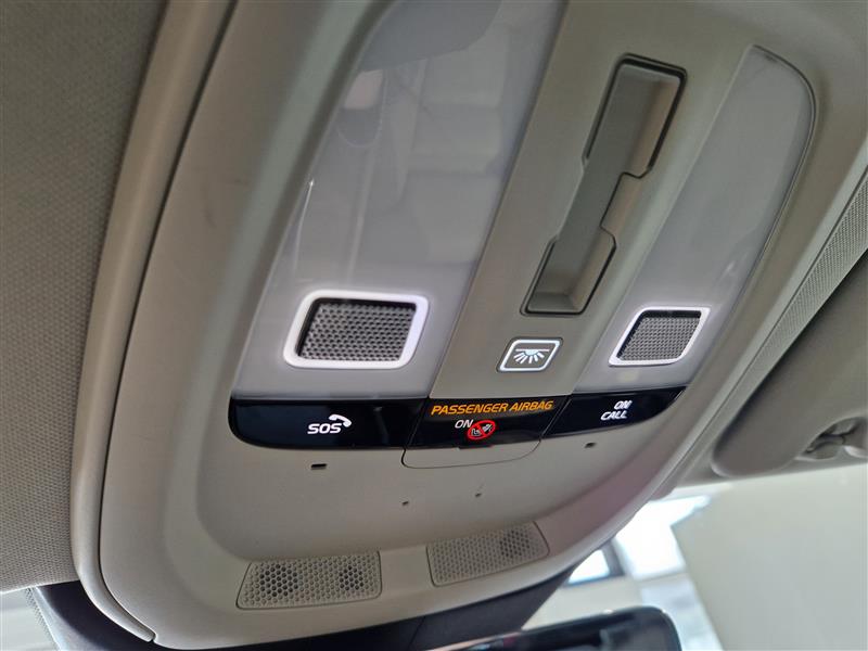 VOLVO XC60 2022