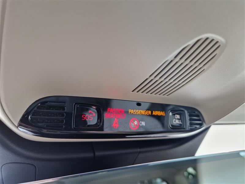 VOLVO V60 2022