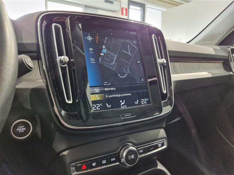 VOLVO XC40 2020