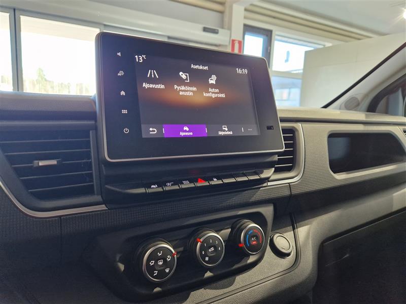 NISSAN Primastar 2025