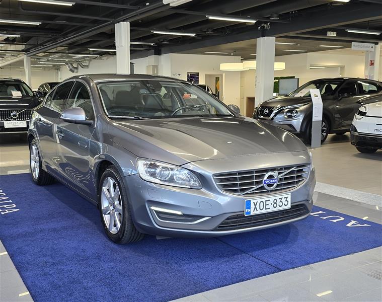 VOLVO S60 2017