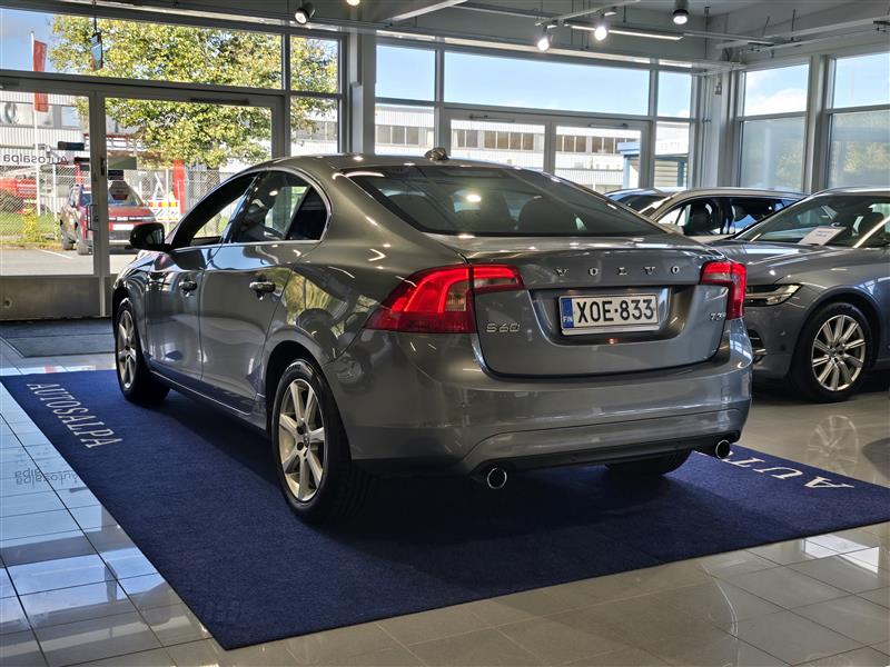 VOLVO S60 2017