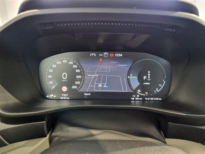 VOLVO XC40 2021