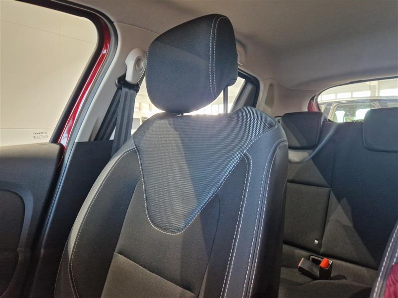 RENAULT Clio 2016