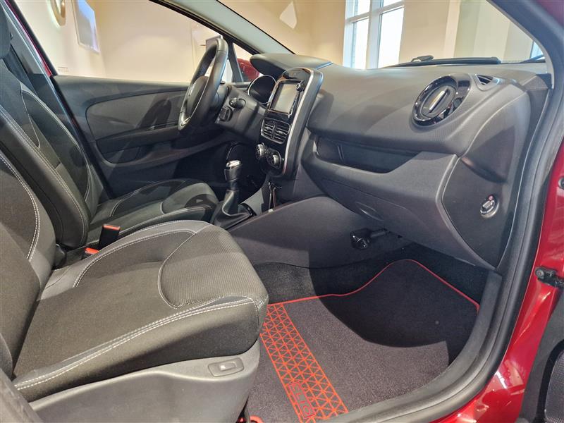 RENAULT Clio 2016