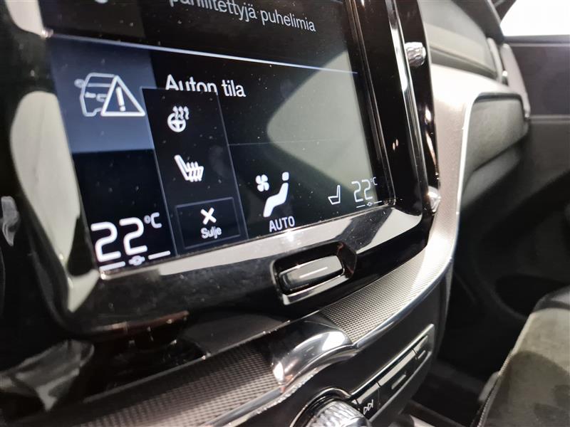 VOLVO XC60 2019