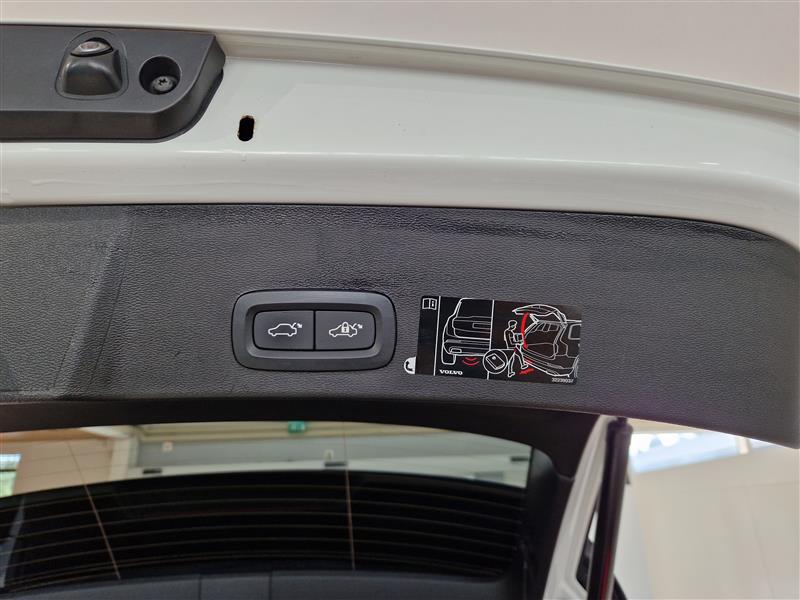 VOLVO XC40 2020