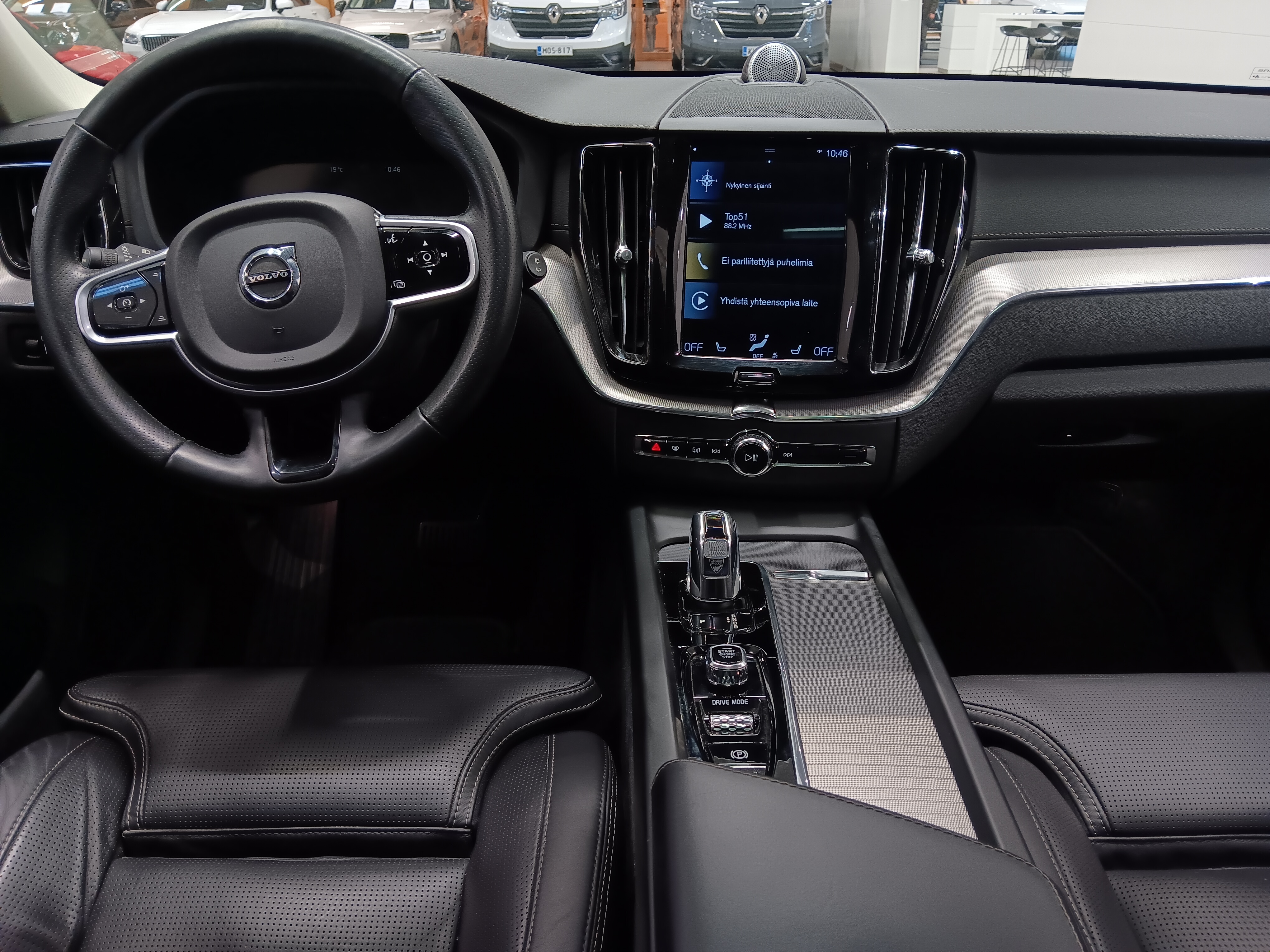 VOLVO XC60 2019