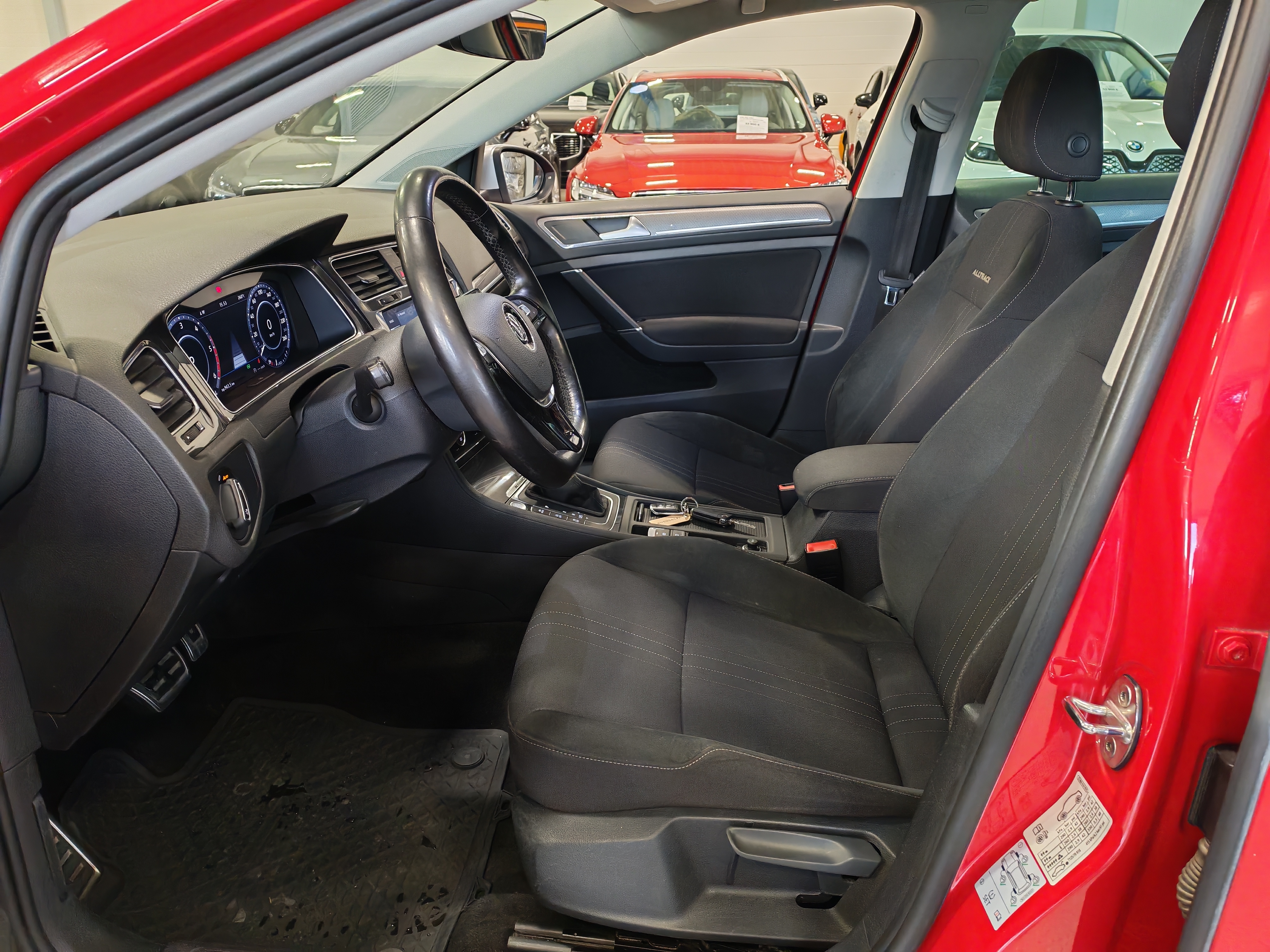 VOLKSWAGEN Golf 2017