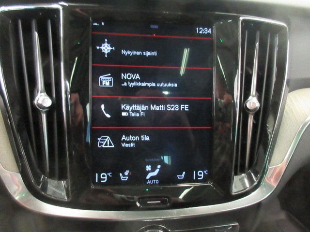 VOLVO V60 2019