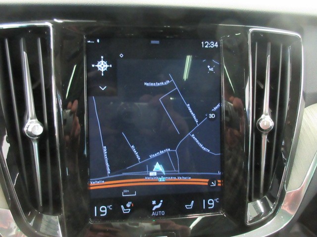 VOLVO V60 2019