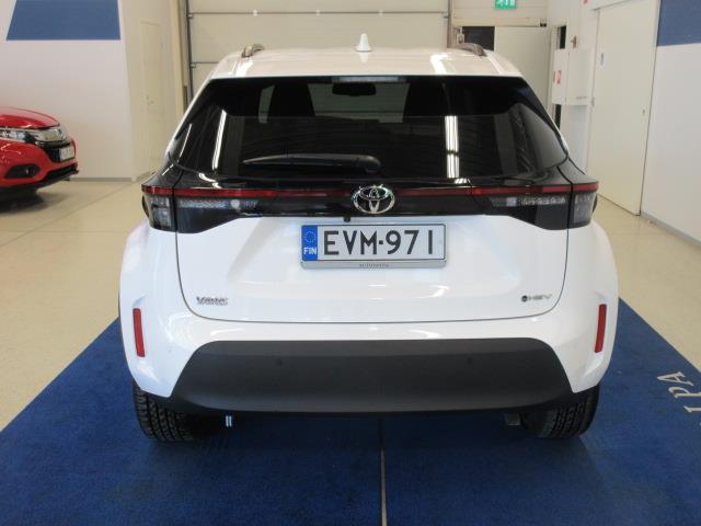 TOYOTA Yaris Cross 2024