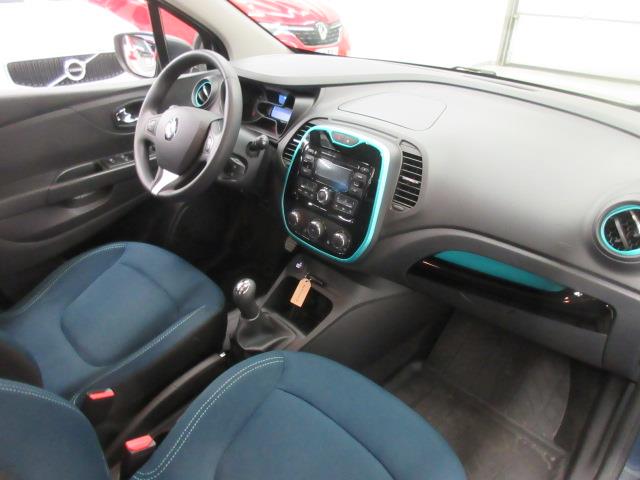RENAULT Captur 2016