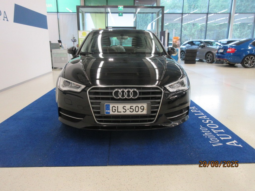 AUDI A3 2015