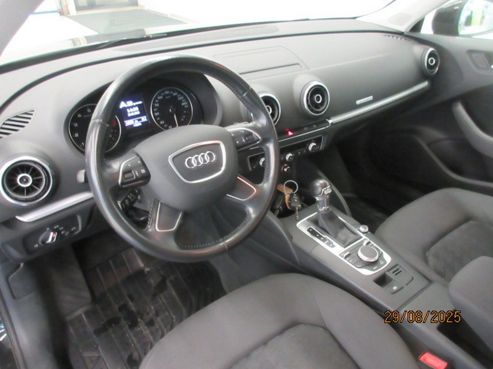 AUDI A3 2015