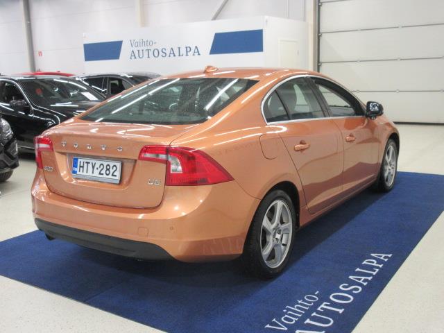 VOLVO S60 2011