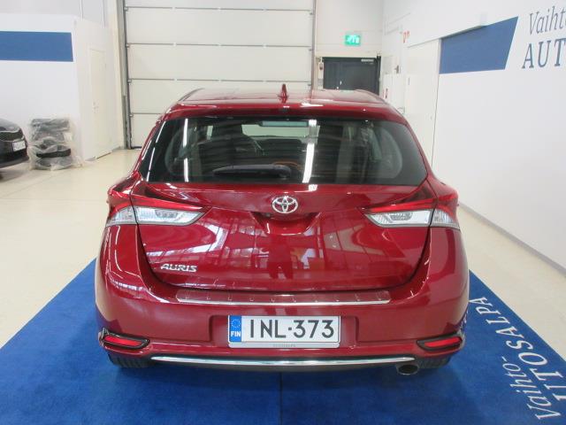 TOYOTA Auris 2017