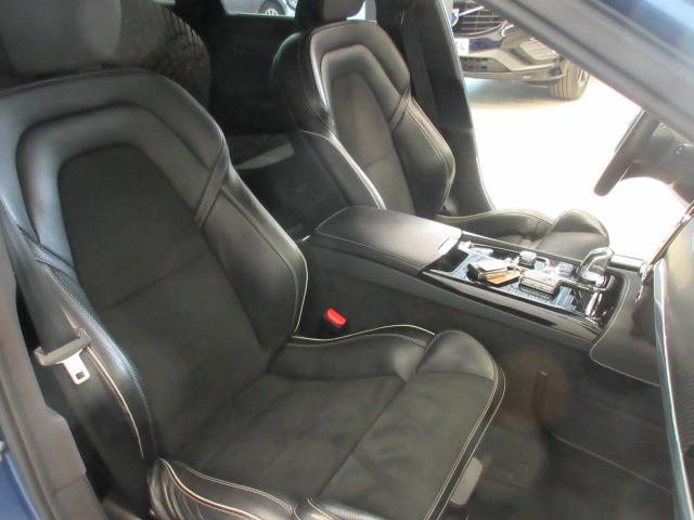 VOLVO V90 2019