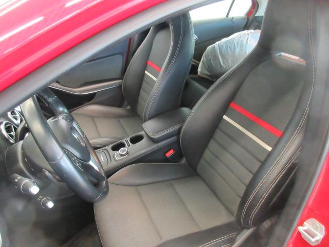 MERCEDES-BENZ A 2015