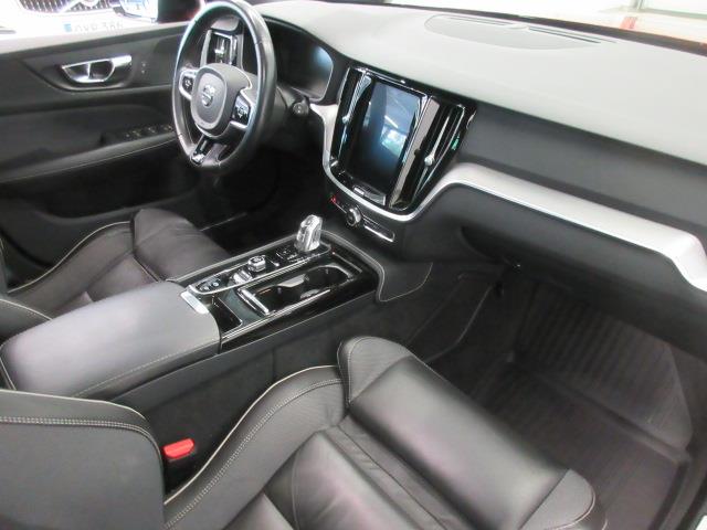 VOLVO V60 2019