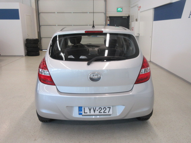HYUNDAI i20 2010