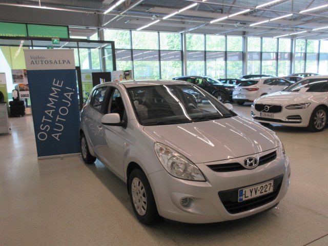 HYUNDAI i20 2010