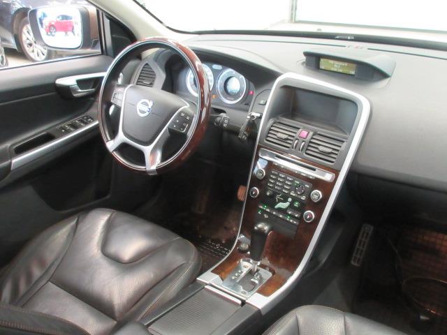 VOLVO XC60 2010