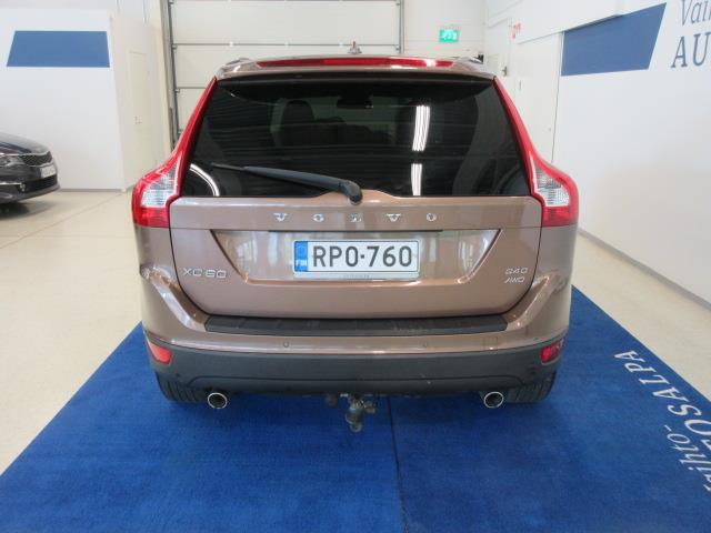 VOLVO XC60 2010