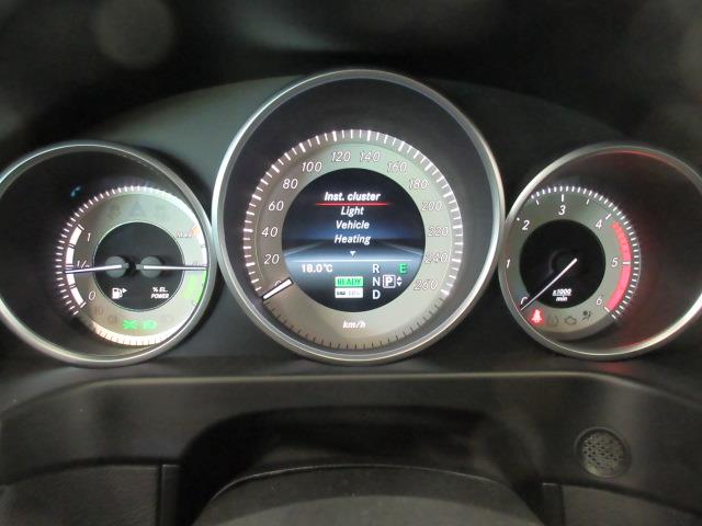 MERCEDES-BENZ E 2015