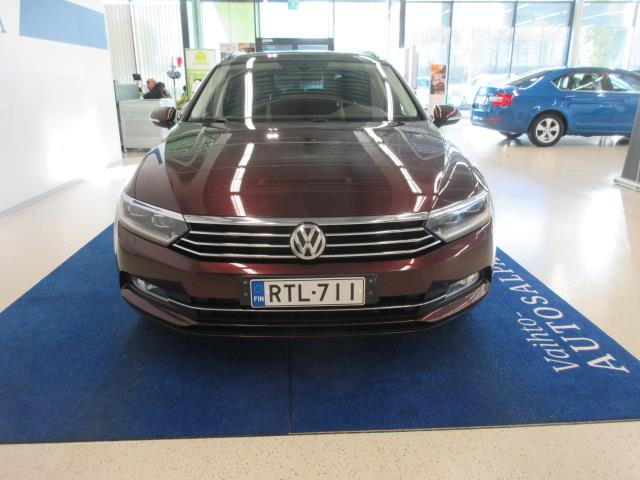 VOLKSWAGEN Passat 2017