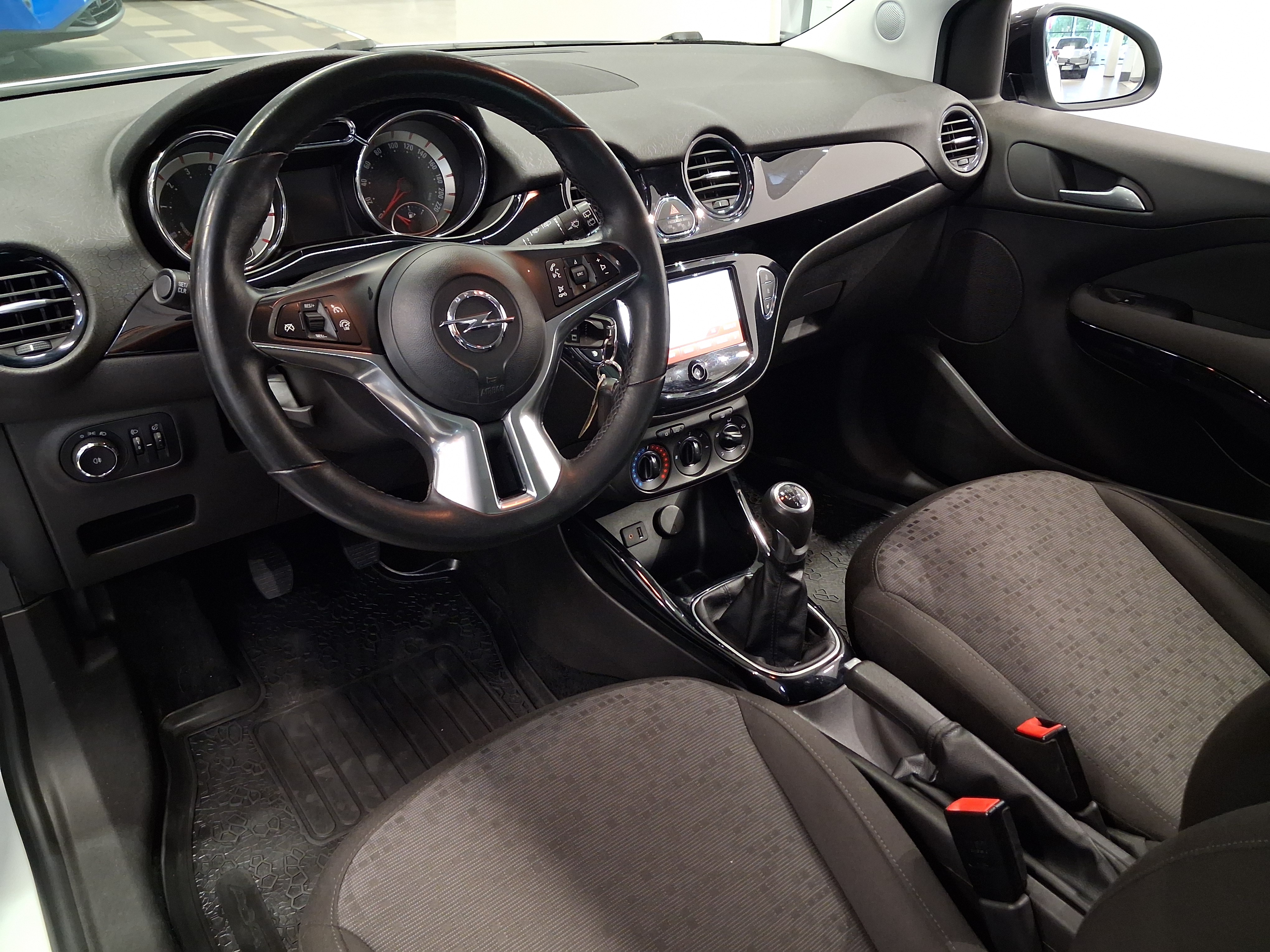 OPEL Adam 2014