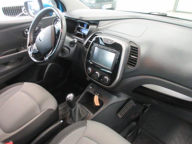 RENAULT Captur 2015