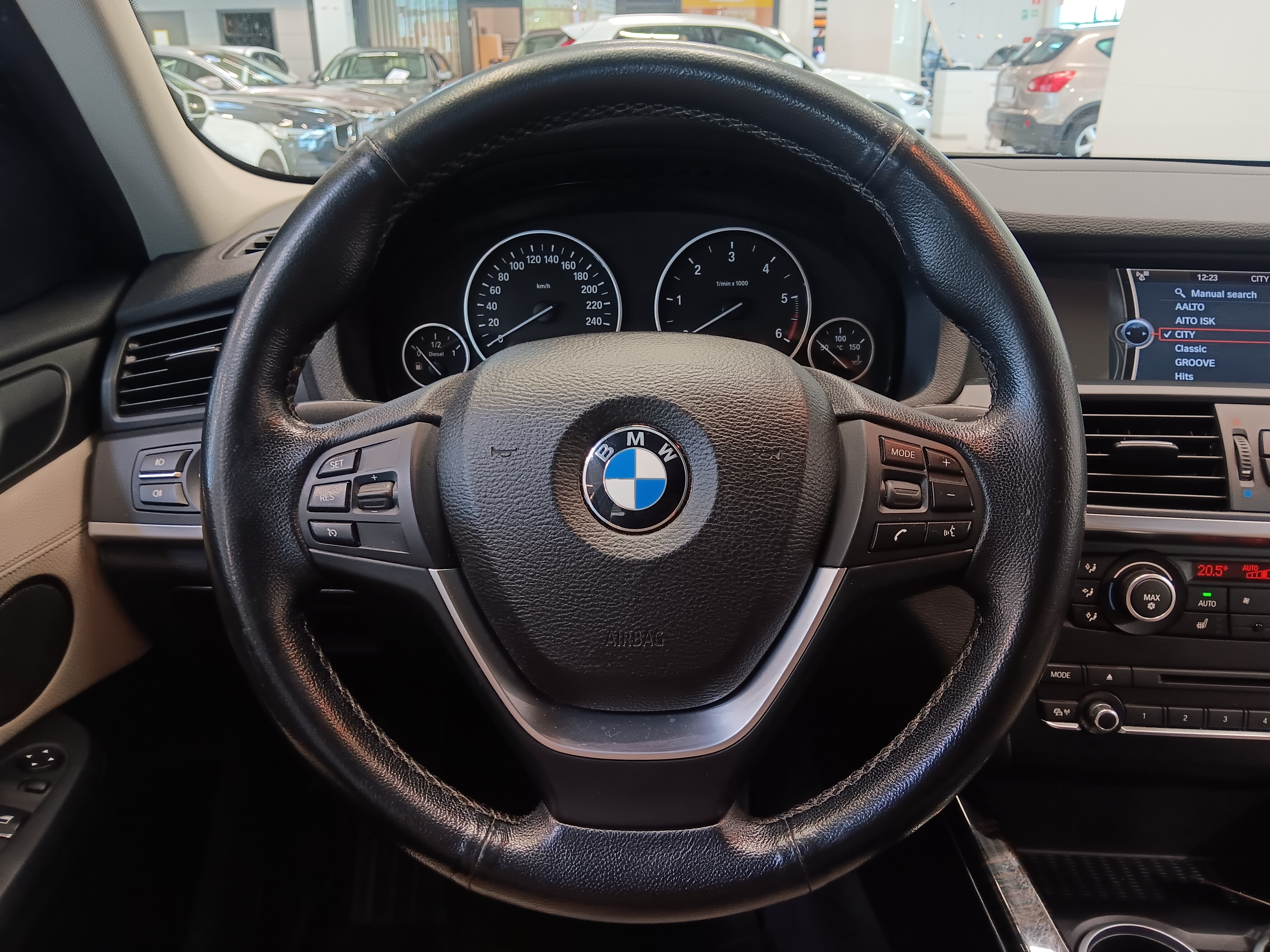 BMW X3 2012