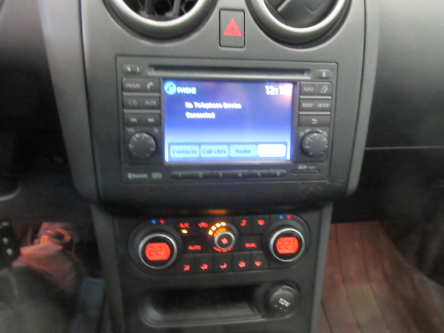 NISSAN Qashqai 2010