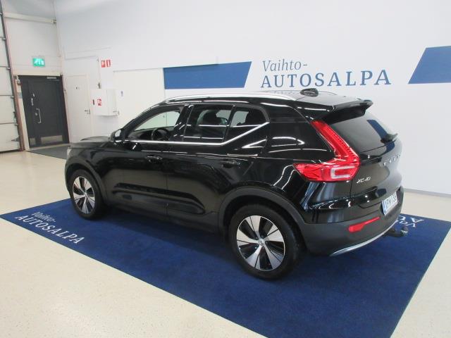 VOLVO XC40 2021