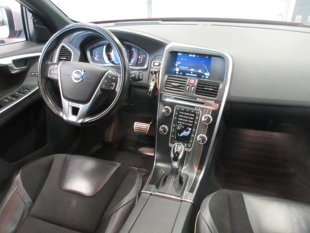VOLVO XC60 2017