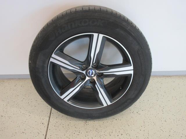 VOLVO XC60 2017