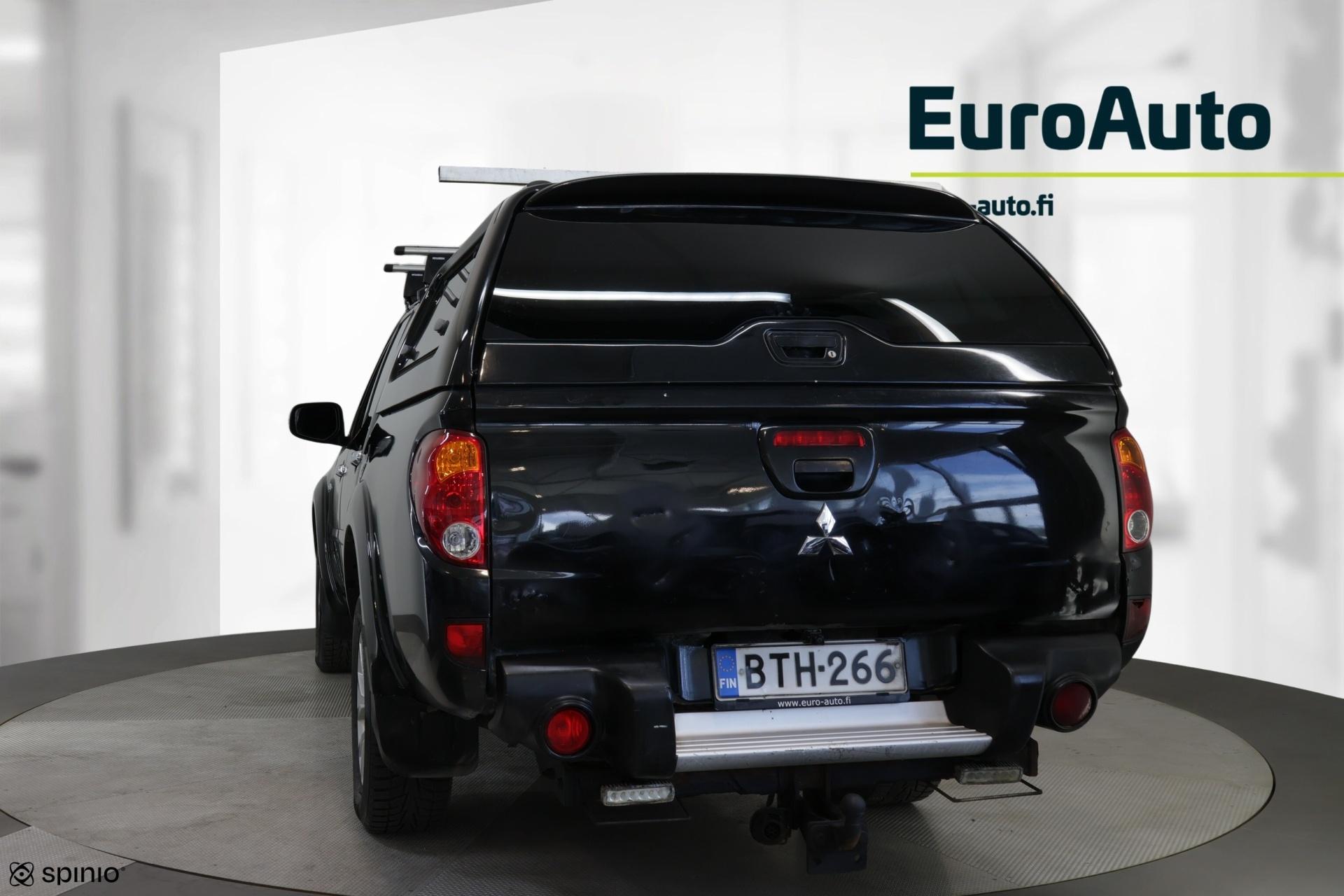 MITSUBISHI L200 2014
