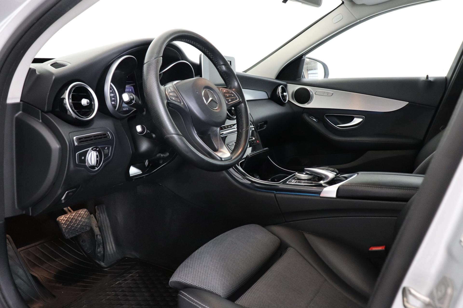 MERCEDES-BENZ C 2017