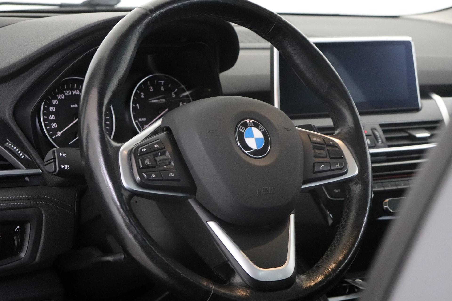 BMW 225 2017