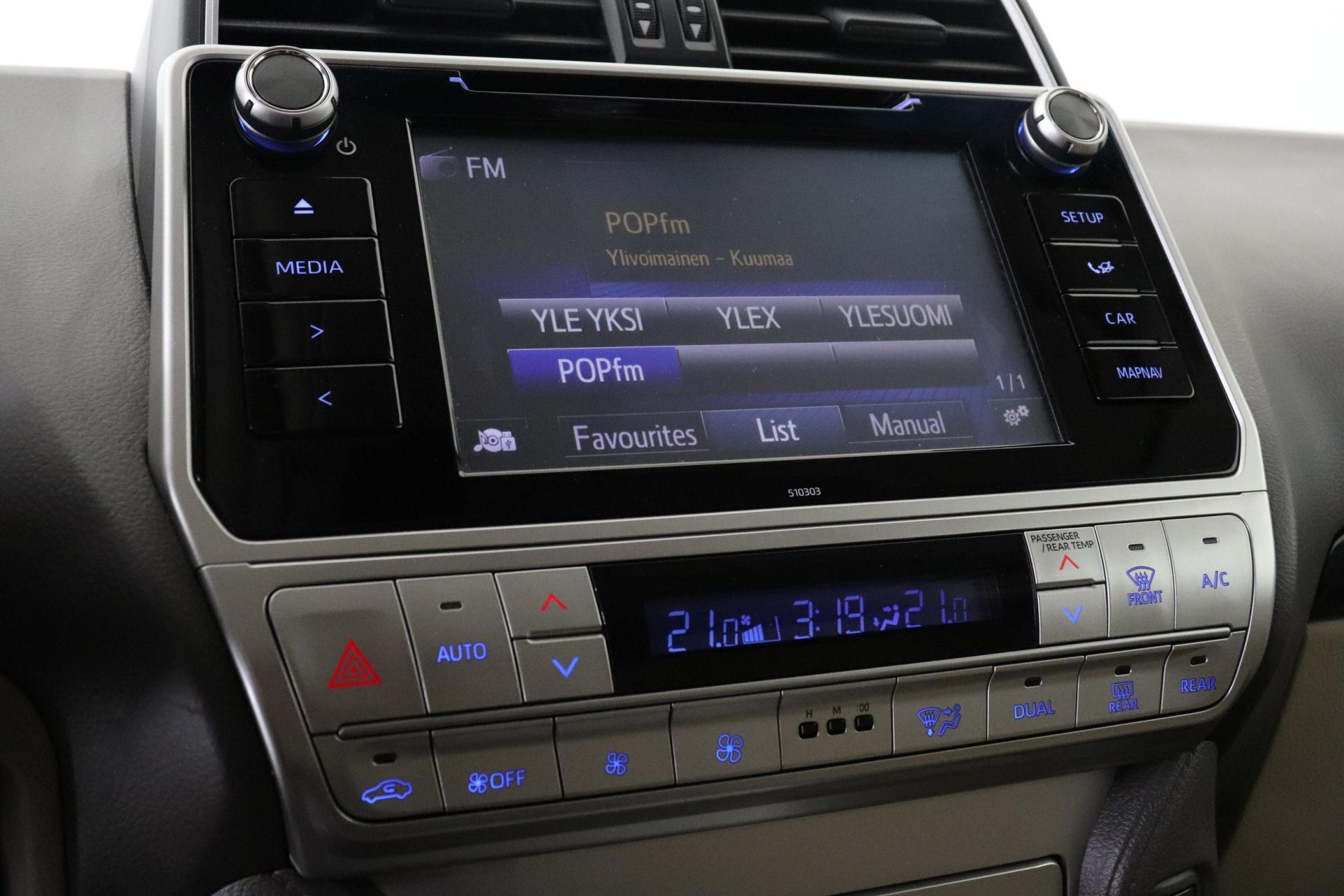 TOYOTA Land Cruiser 2020