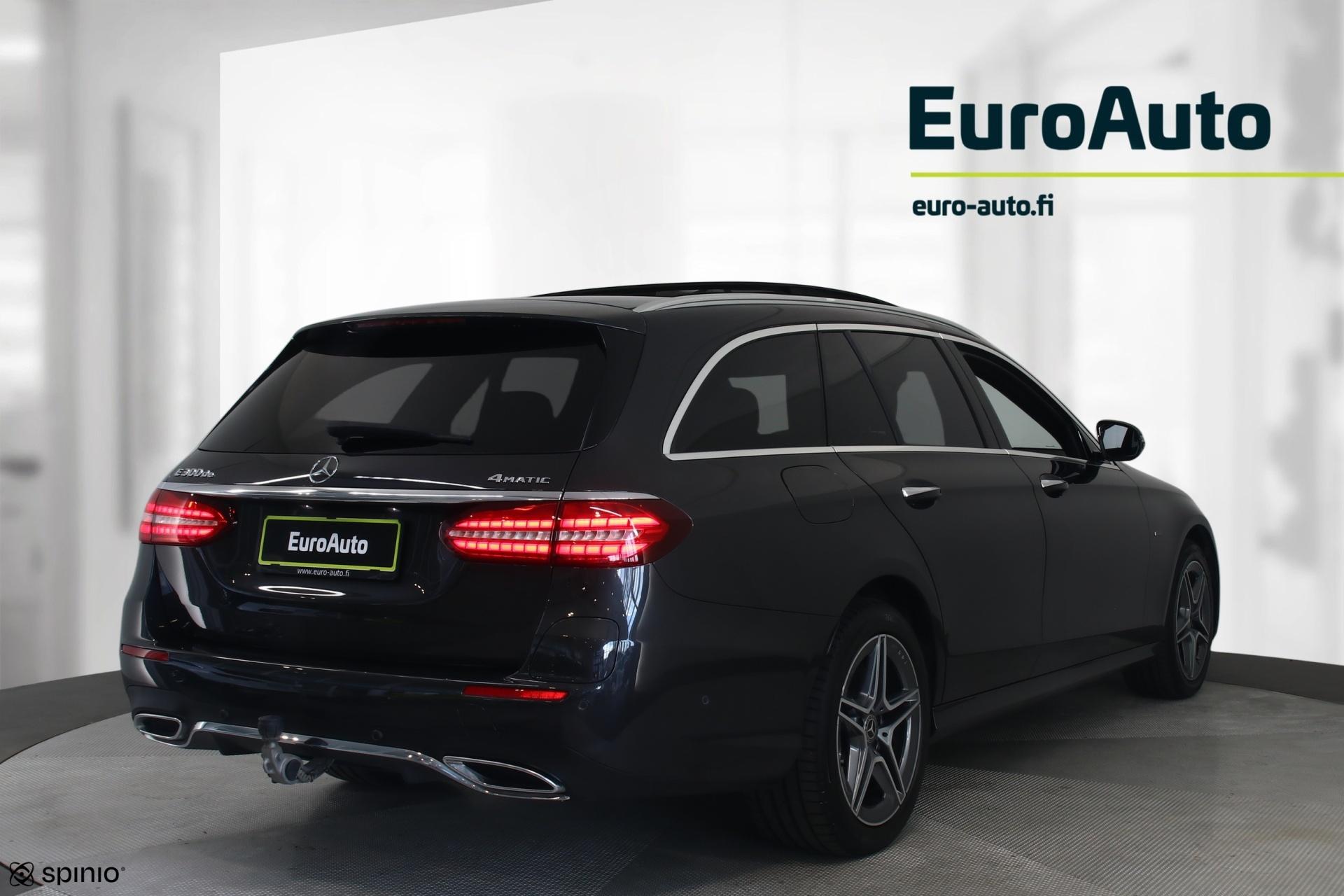 MERCEDES-BENZ E 2021