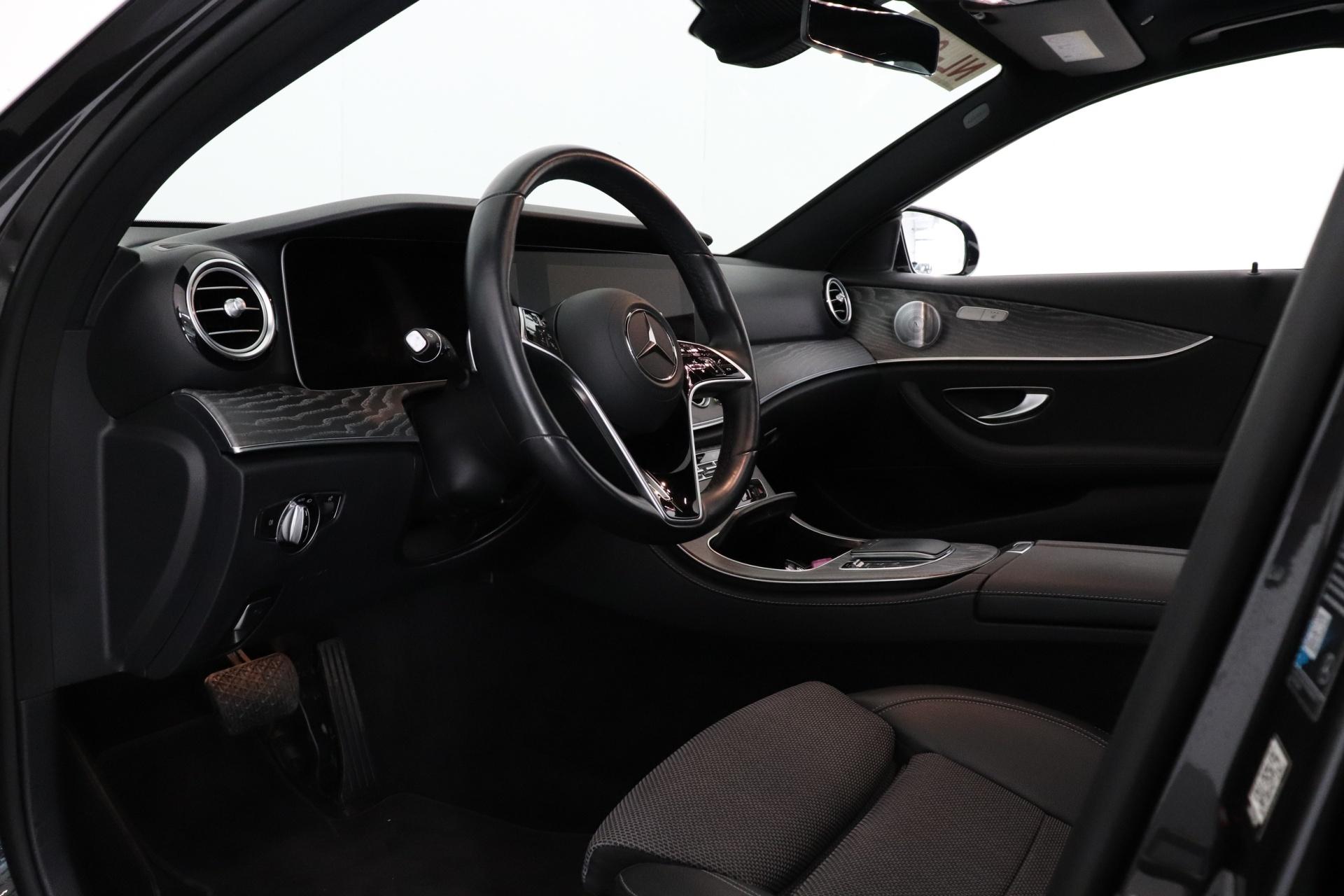 MERCEDES-BENZ E 2021